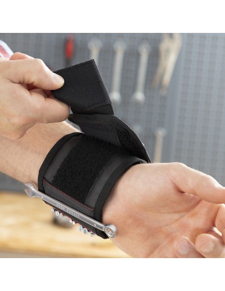 Bracelet magnétique WrisTool – Outils à portée de main
