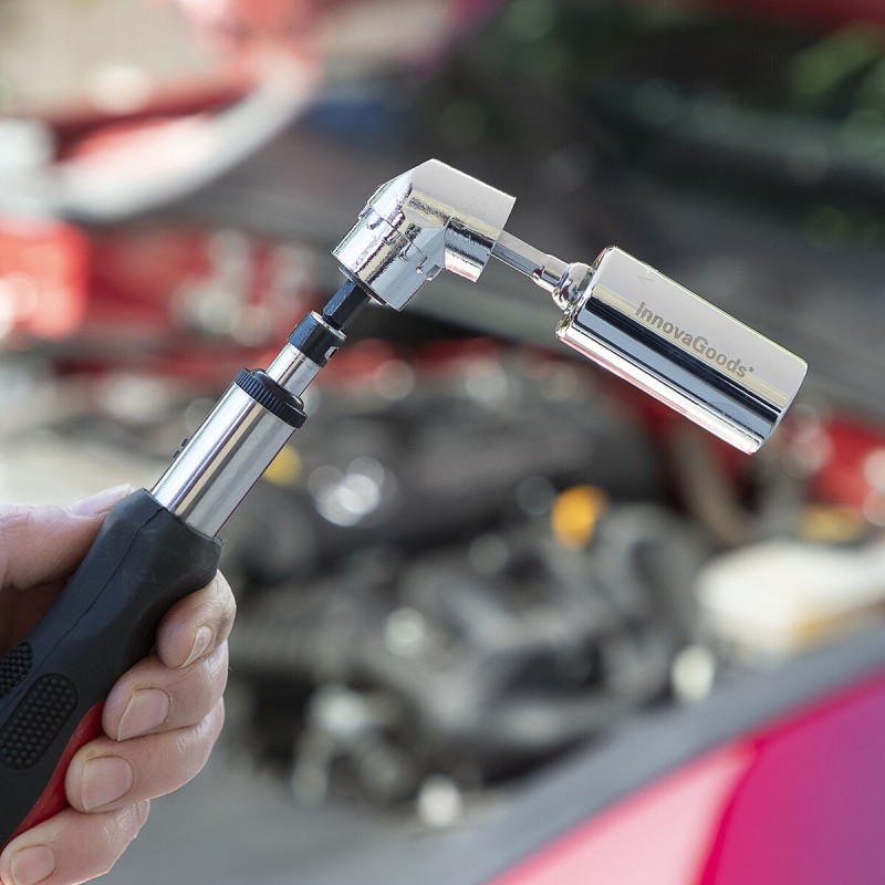 Clé à douille universelle Uniscrew – Polyvalente et ergonomique