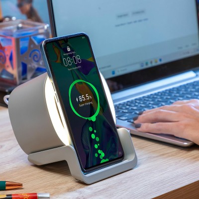 Haut‑parleur chargeur sans‑fil LED Souwis – Son et recharge Qi 2