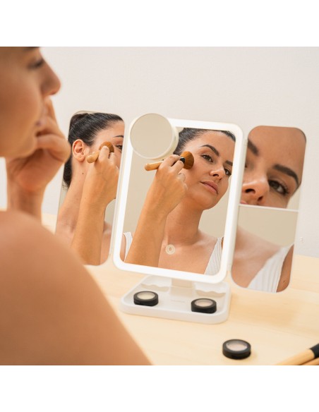 Miroir triptyque LED rechargeable – Lumineux et précis