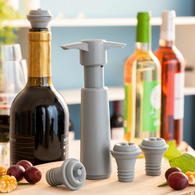 Pompe à vide Winuum + 4 bouchons – Conservation du vin 2