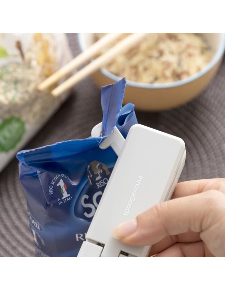 Machine à Sceller les Sacs Rechargeable avec Aimant et Cutter Rebasyl InnovaGoods