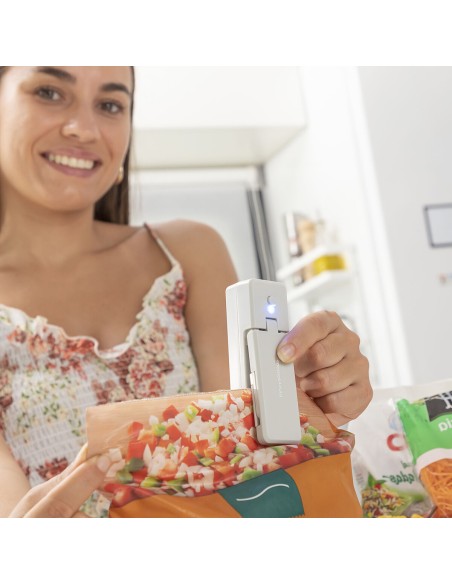 Machine à Sceller les Sacs Rechargeable avec Aimant et Cutter Rebasyl InnovaGoods