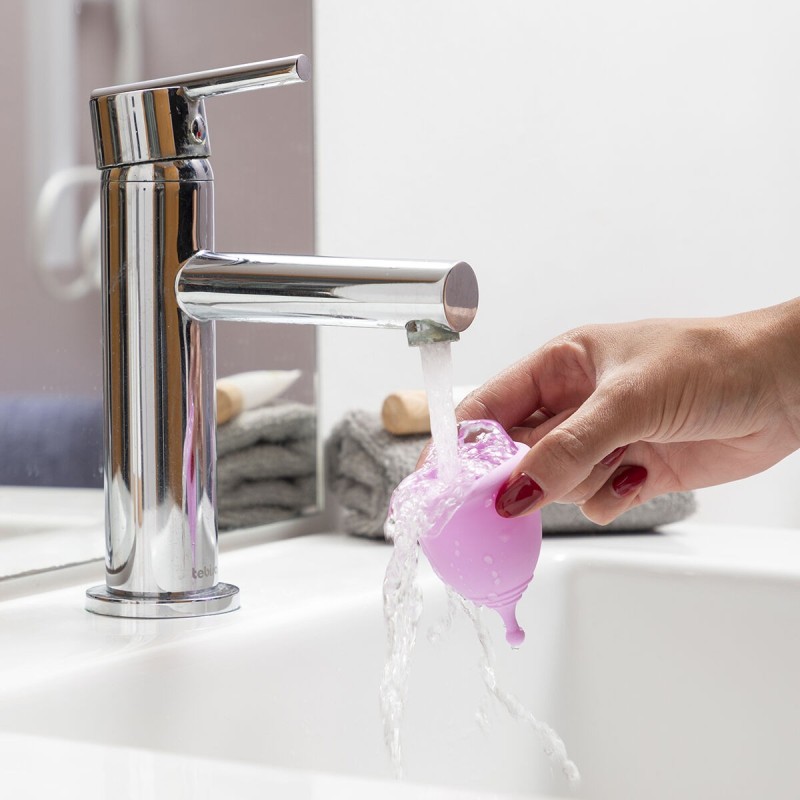 Coupe menstruelle Kuppy avec accessoires – Réutilisable et hygiénique