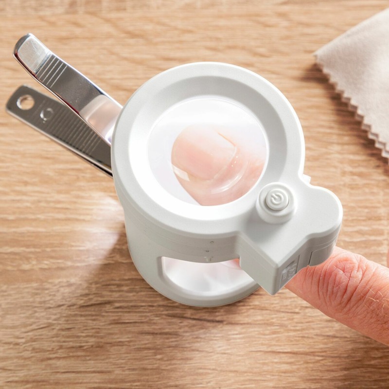 Coupe‑ongles LED + loupe Clail InnovaGoods – Coupe précise et éclairée