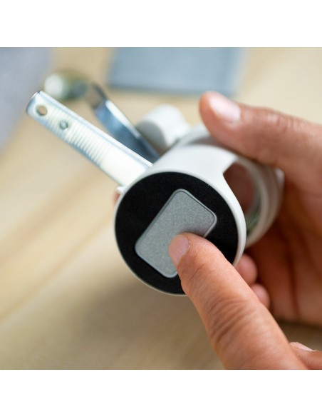 Coupe‑ongles LED + loupe Clail InnovaGoods – Coupe précise et éclairée